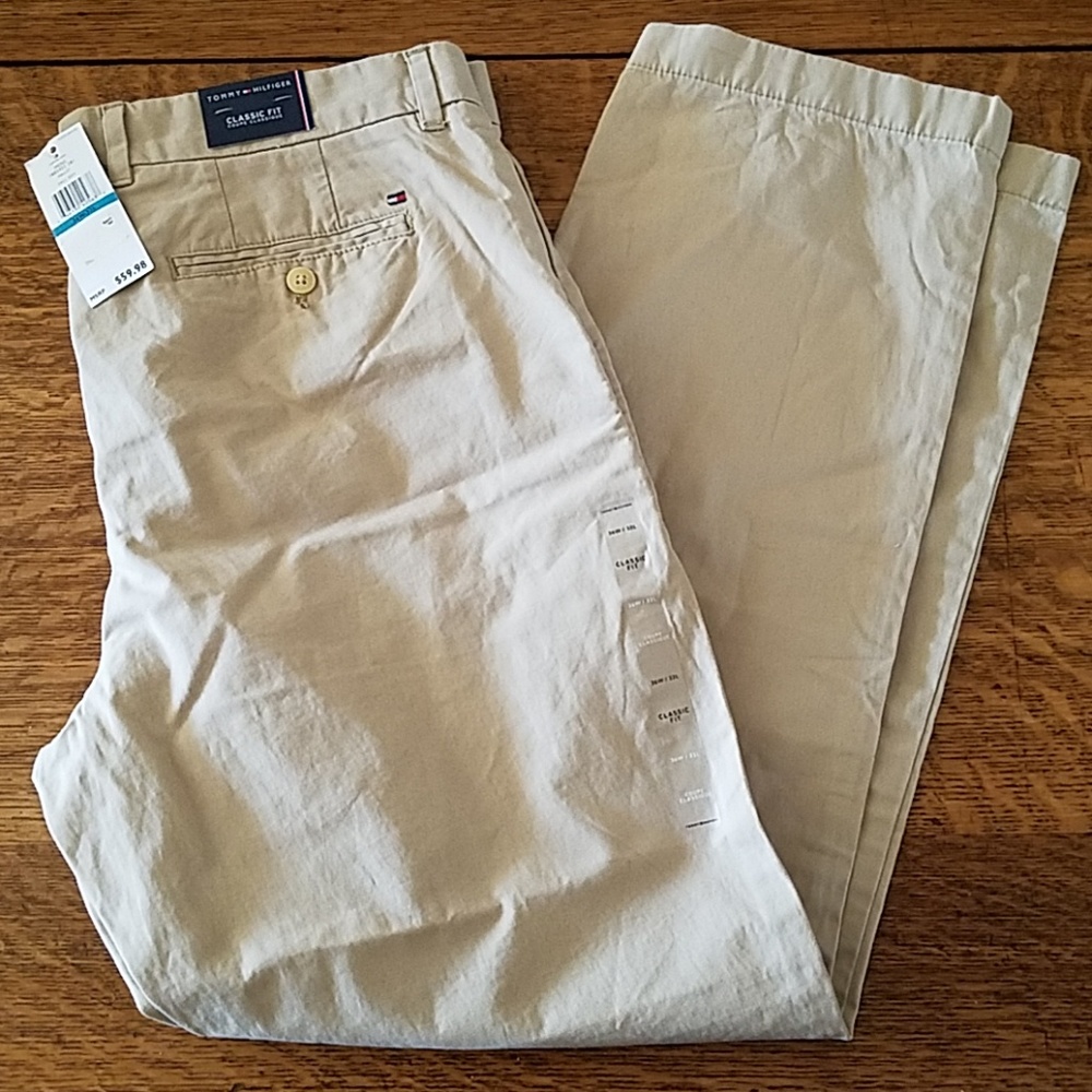 Men's Tommy Hilfiger khakis